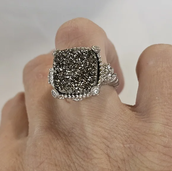 Genuine Judith Ripka Druzy Quartz Ring in Sterling Silver Size 7! - Picture 7 of 7